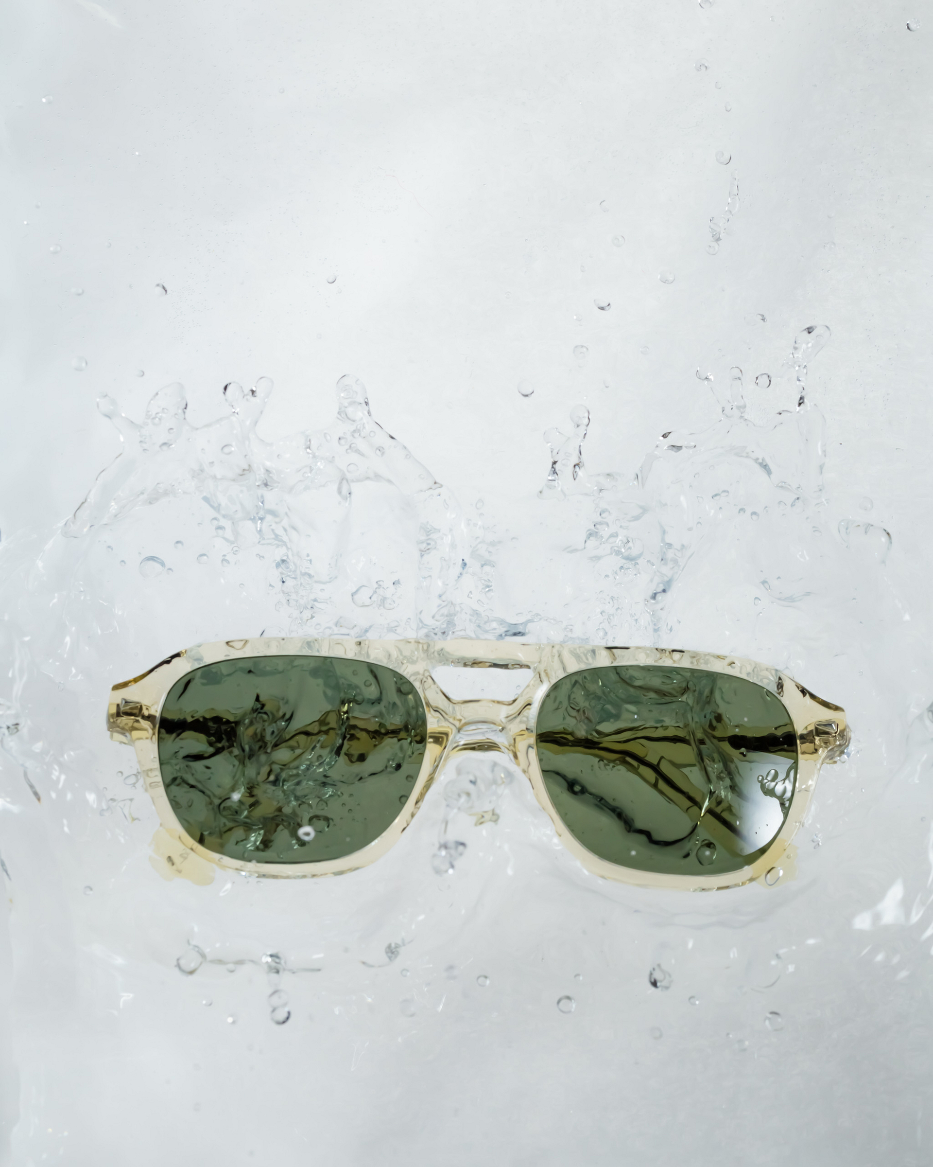 splash with sunglasses